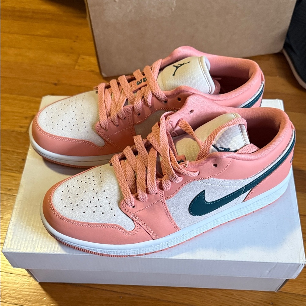 Jordan 1 low Athletic Shoes Pink and Green - Picture 1 of 6
